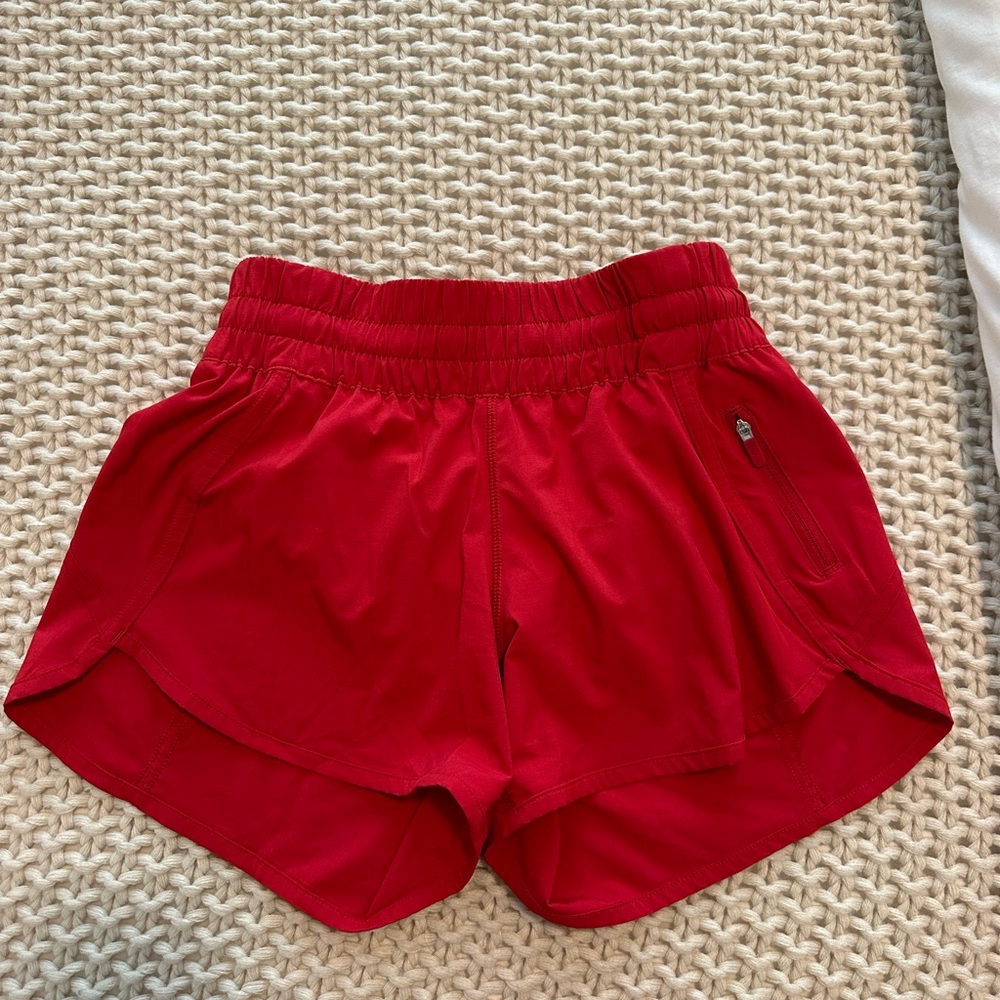 Lululemon Women's Tracker Shorts 4”